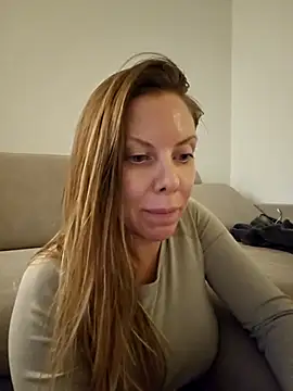 novaforyou1 online show from 12/04/25, 03:54