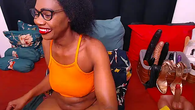 sexybootylicious online show from 12/16/25, 05:45