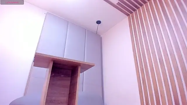 AlishaPalmer online show from 10/20/25, 12:05