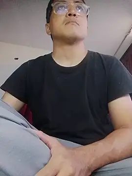 Mghty-cockl88 online show from 04/02/26, 01:42