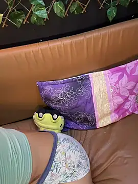 Snapshot of uma_patna000 chatting on 01/30/25, 05:52 uma patna000 online show from 01/30/25, 05:52