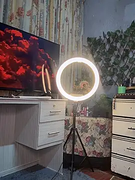 Snapshot of uma_patna000 chatting on 12/14/25, 10:47 uma patna000 online show from 12/14/25, 10:47