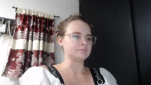 HellenMiyer1111 online show from 09/12/25, 07:36