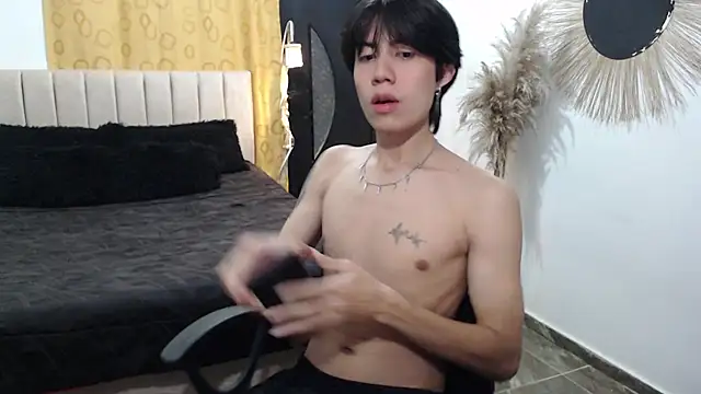 Elio-cam online show from 01/08/26, 06:37