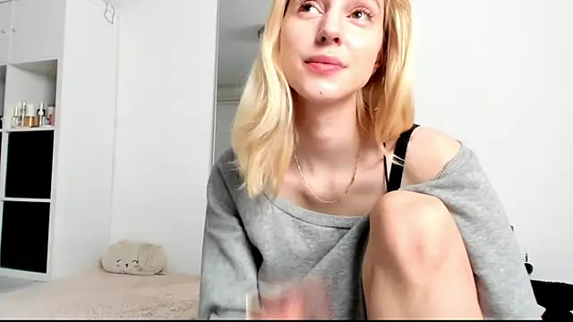 KenzieDawton online show from 12/21/24, 04:41