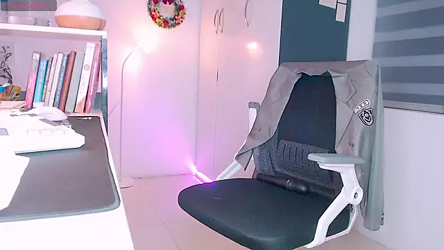 Shyn   online show from 01/16/25, 12:20