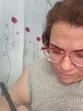 karlythothxh online show from 12/01/25, 04:34