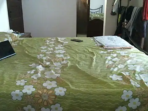 Snapshot of Slim_India chatting on 07/09/26, 01:20 Slim India online show from 07/09/26, 01:20