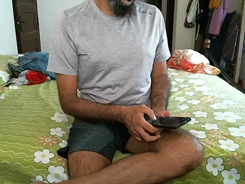 Snapshot of Slim_India chatting on 07/13/26, 04:15 Slim India online show from 07/13/26, 04:15