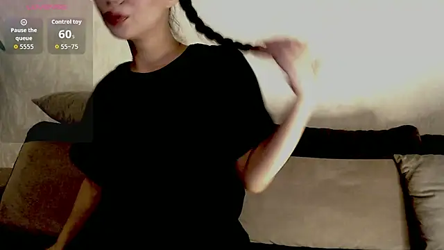 Iam Luna online show from 02/07/26, 06:22