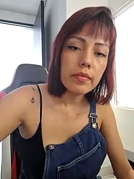 Snapshot of AiledSC chatting on 01/19/25, 07:58 AiledSC online show from 01/19/25, 07:58