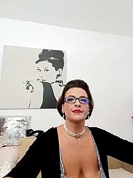 RebeccaNoble online show from 09/26/25, 01:04