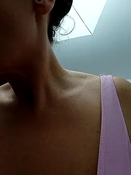 RebeccaNoble online show from 11/04/25, 12:59