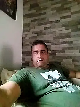 Snapshot of ADRIAN_ADI40 chatting on 10/08/25, 07:28 ADRIAN ADI40 online show from 10/08/25, 07:28