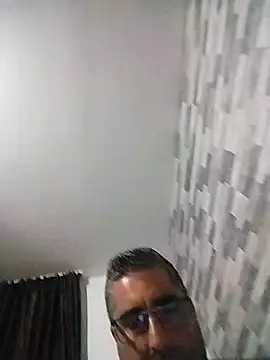 Snapshot of ADRIAN_ADI40 chatting on 06/10/26, 07:24 ADRIAN ADI40 online show from 06/10/26, 07:24