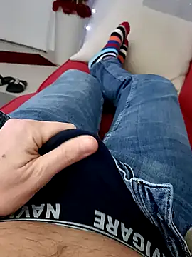 Snapshot of Markus_bst chatting on 12/19/24, 06:23 Markus bst online show from 12/19/24, 06:23