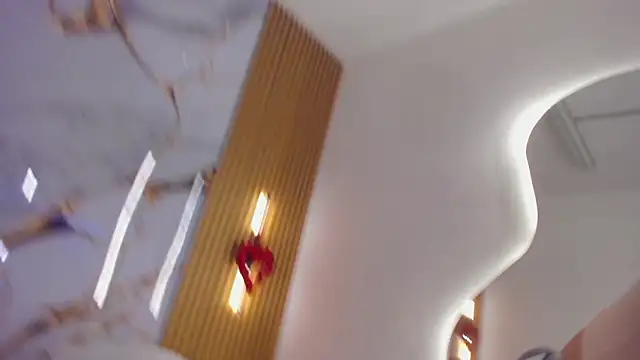 indi catalina online show from 03/26/26, 12:55