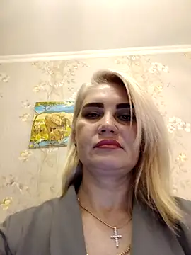 Snapshot of JennyOMay chatting on 11/21/25, 02:54 JennyOMay online show from 11/21/25, 02:54