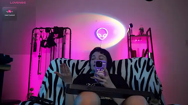 CyberXGoddess online show from 12/03/25, 02:19