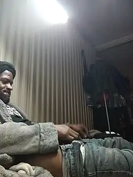 Snapshot of Maculine_Stayr chatting on 01/26/25, 02:35 Maculine Stayr online show from 01/26/25, 02:35