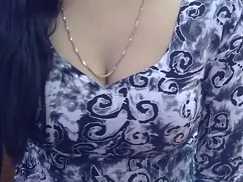 Snapshot of Your_wild_Dia chatting on 03/08/25, 05:38 Your wild Dia online show from 03/08/25, 05:38