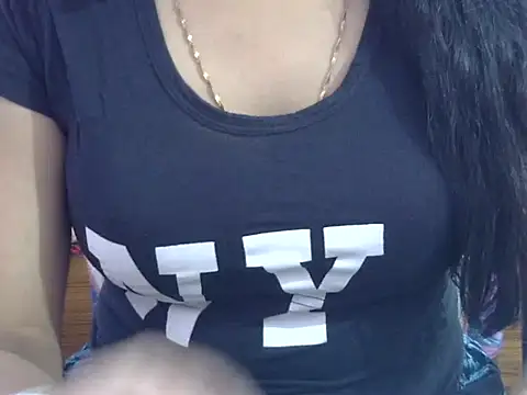 Snapshot of Your_wild_Dia chatting on 03/10/25, 05:00 Your wild Dia online show from 03/10/25, 05:00