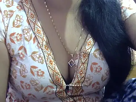 Snapshot of Your_wild_Dia chatting on 10/25/25, 06:43 Your wild Dia online show from 10/25/25, 06:43