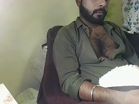 Snapshot of SHENOY3 chatting on 12/10/24, 09:43 SHENOY3 online show from 12/10/24, 09:43