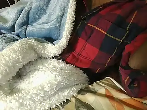 Snapshot of SHENOY3 chatting on 01/02/25, 02:02 SHENOY3 online show from 01/02/25, 02:02