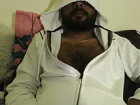 Snapshot of SHENOY3 chatting on 01/28/25, 01:39 SHENOY3 online show from 01/28/25, 01:39