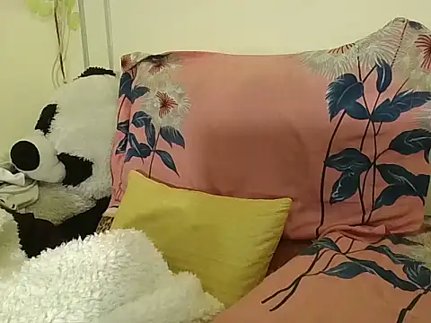 Snapshot of SHENOY3 chatting on 01/28/25, 06:17 SHENOY3 online show from 01/28/25, 06:17