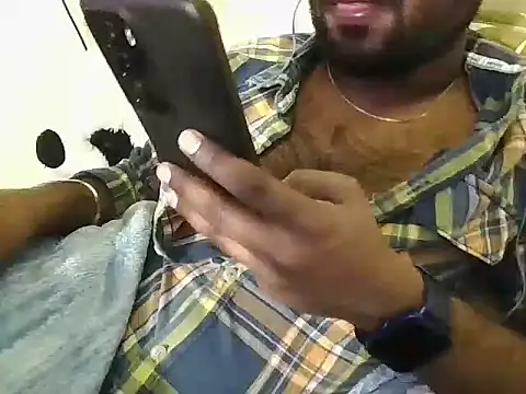 Snapshot of SHENOY3 chatting on 01/31/25, 05:42 SHENOY3 online show from 01/31/25, 05:42