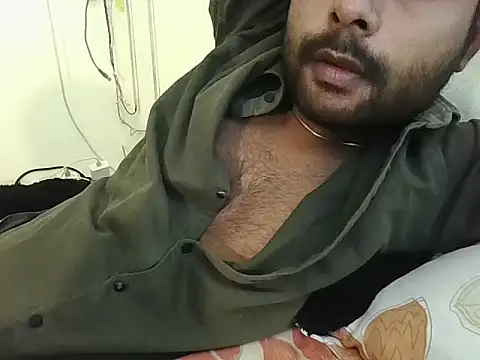 Snapshot of SHENOY3 chatting on 03/02/25, 07:54 SHENOY3 online show from 03/02/25, 07:54