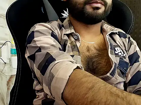 Snapshot of SHENOY3 chatting on 12/04/25, 07:55 SHENOY3 online show from 12/04/25, 07:55