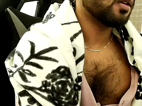 Snapshot of SHENOY3 chatting on 12/22/25, 06:38 SHENOY3 online show from 12/22/25, 06:38