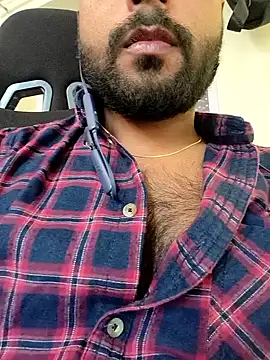 Snapshot of SHENOY3 chatting on 01/14/26, 08:53 SHENOY3 online show from 01/14/26, 08:53