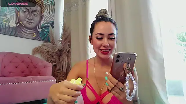 Snapshot of Stacy_Malibu1 chatting on 12/11/24, 01:39 Stacy Malibu1 online show from 12/11/24, 01:39