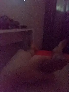 Kira-san online show from 04/25/26, 07:00