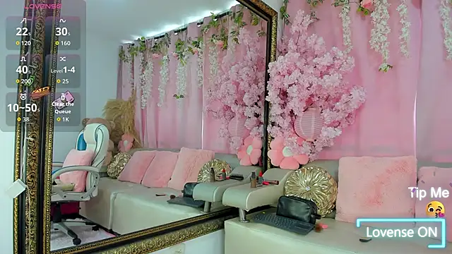 SammyGirlTS online show from 04/13/26, 01:38