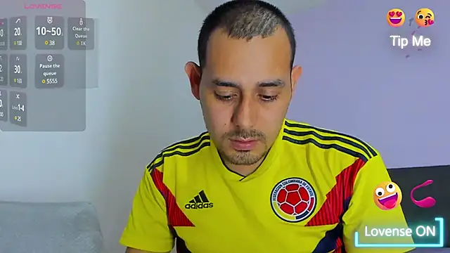 Snapshot of jhonyalzate2 chatting on 01/13/25, 01:23 jhonyalzate2 online show from 01/13/25, 01:23