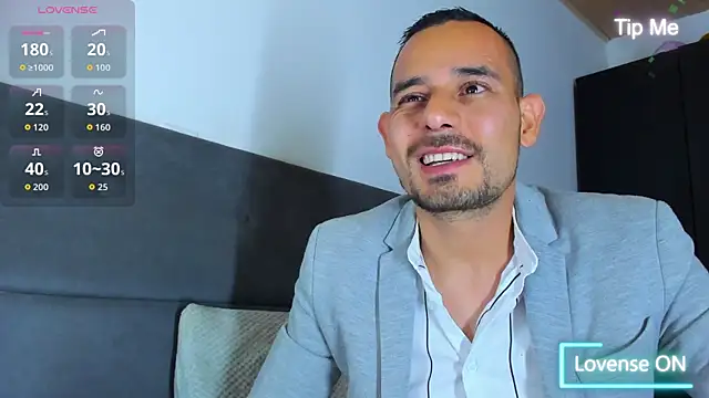 Snapshot of jhonyalzate2 chatting on 09/13/25, 03:50 jhonyalzate2 online show from 09/13/25, 03:50