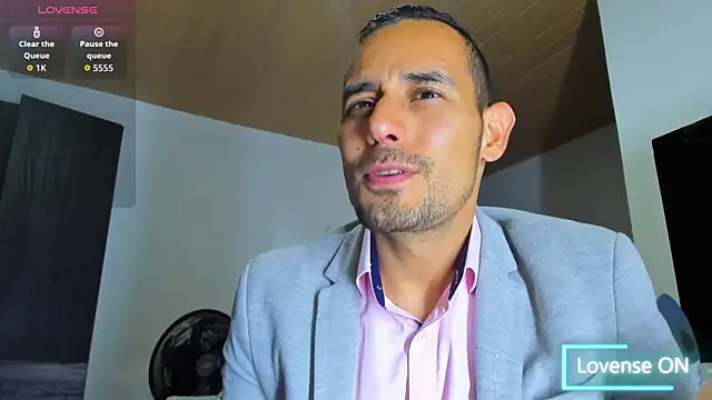 Snapshot of jhonyalzate2 chatting on 11/01/25, 12:34 jhonyalzate2 online show from 11/01/25, 12:34