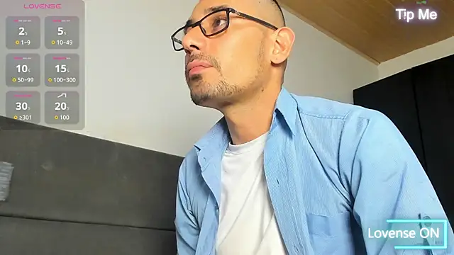jhonyalzate2 online show from 05/22/26, 02:19