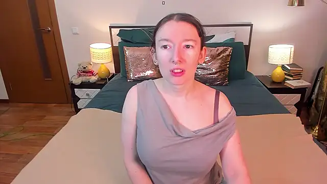 CatherineWalls online show from 02/09/26, 04:38