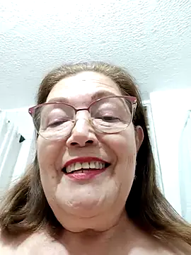 Vicky Rosse online show from 03/11/25, 05:02