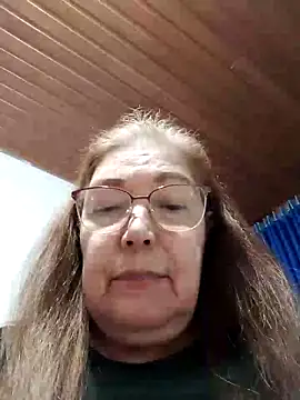 Vicky Rosse online show from 11/18/25, 10:25