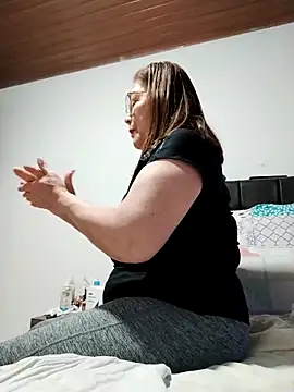 Vicky Rosse online show from 03/18/26, 06:44