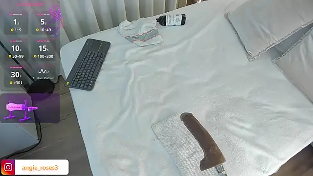angiee roses online show from 06/24/26, 10:20