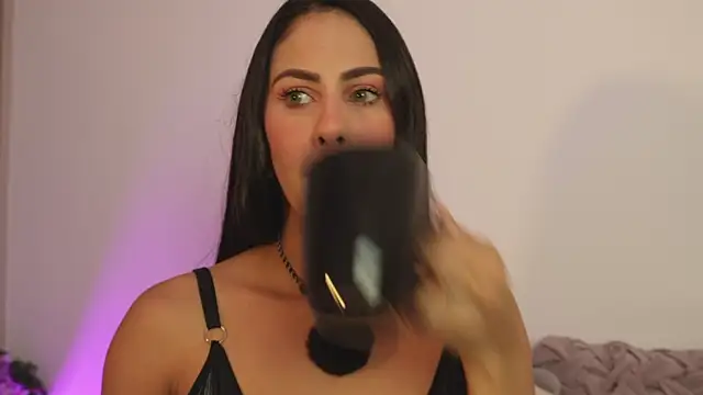 Snapshot of vicky_rachell chatting on 10/24/25, 03:08 vicky rachell online show from 10/24/25, 03:08