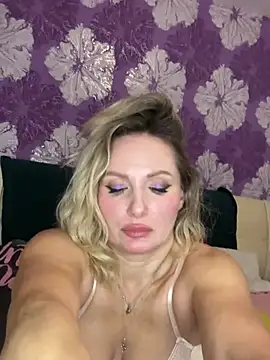 AngelOxy online show from 12/19/24, 04:46